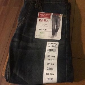 Never worn befor pants and shorts (to small for me